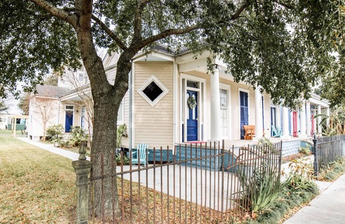 Arabi House | NEAR THE FRENCH QUARTER, SAFEST NEIGHBORHOOD Sleeps 8-16