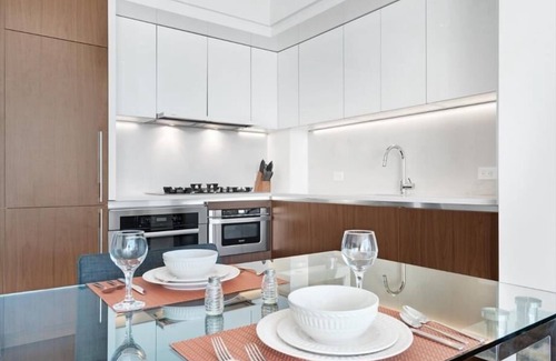 Hell's Kitchen Apartment | near Times Square 1 BR | Perfect 4 Healthcare