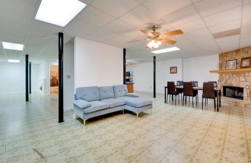 Cliftondale House | Near Trails and Live Music Cozy Atlanta Apt!