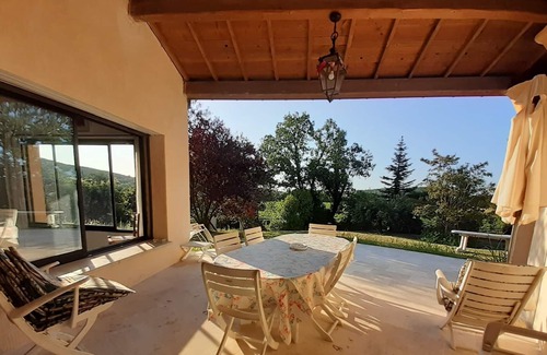 Labaume House | Near Uzès, spacious house in the heart of a quiet and green