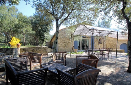 Saint-Quentin-la-Poterie Villa | Near Uzès, stone house with big private pool and tennis (shared use)