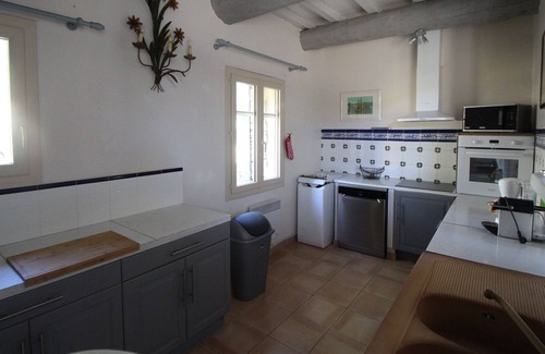 Saint-Quentin-la-Poterie Villa | Near Uzès, stone house with big private pool and tennis (shared use)