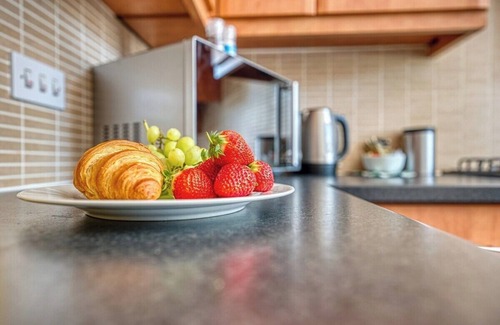 Little Hay House | NEC Exhibitor Home, Stay near Birmingham Airport
