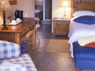 Marloth Park Cabin | Needles Lodge