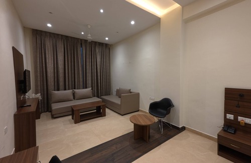 Kanpur Hotel | Neelam Orchid