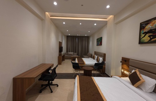 Kanpur Hotel | Neelam Orchid