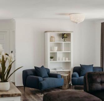 Nelson Bay Hotel | Nelson Palms