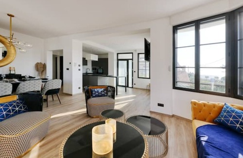 Royan Apartment | Neptune - Sea view - 5 stars - garden - air-conditioned