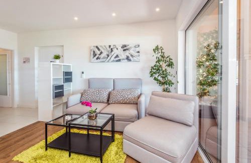 Metkovic Apartment | Neretva Valley Apartments - Heated Pool