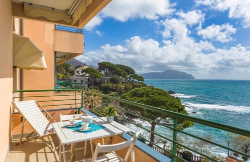 Nervi Apartment | Nervi House - lovely sea view apartment