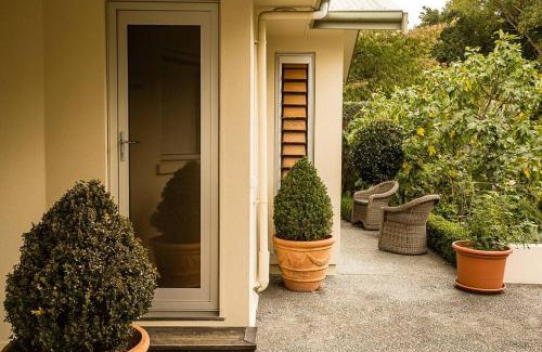 Havelock North Apartment | Nestled amongst nature in Havelock North