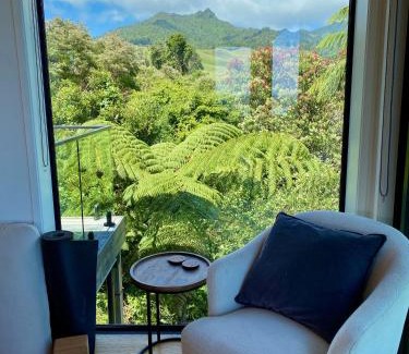 Raglan House | Nestled in Nature, 2 Bedroom Treetop Home