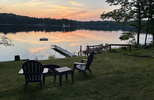 Gaylord House | Nestled Lakeside on the beautiful Heart Lake.