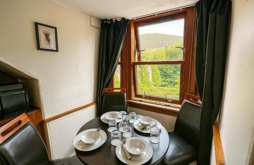 Ballater Apartment | Netherley Rooms