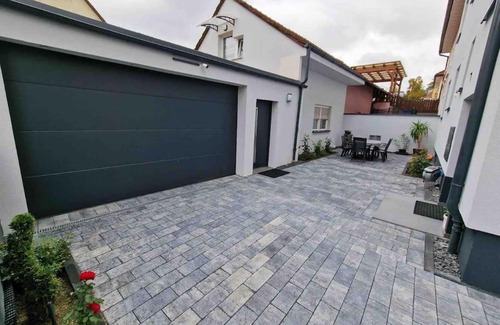 Singen Apartment | Neues Maisonetten Gästehaus in Singen Hohentwiel