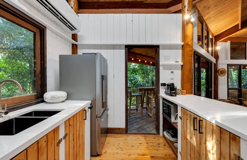 Kamerunga House | Neverland- The Stoney Creek Treehouse