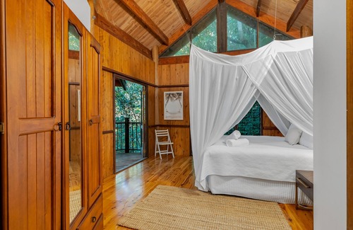Kamerunga House | Neverland- The Stoney Creek Treehouse