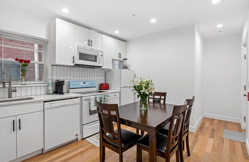 Mantua Apartment | New 1BR Walk to Drexel, UPenn, CHOP, HUP, USMLE & Museum