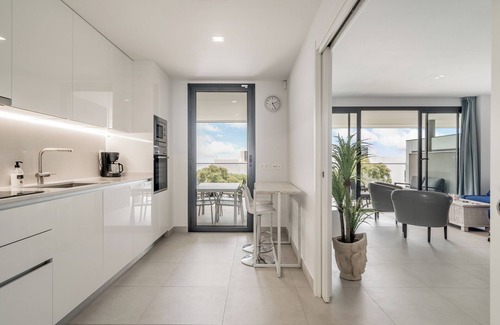 Estepona Apartment | New 2 bedroom apartment in the area Las Mesas