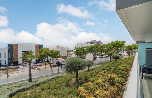 Estepona Apartment | New 2 bedroom apartment in the area Las Mesas