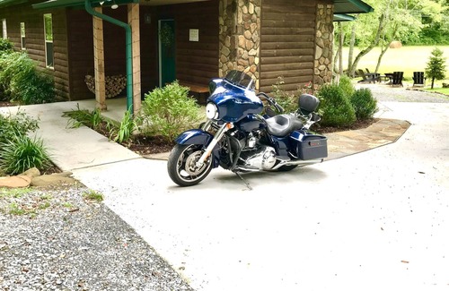 Robbinsville Cabin | NEW 2 BR/2 Bath Cabin! Great for Cycles, Cars, Trailers! Creek/Mountain Views!