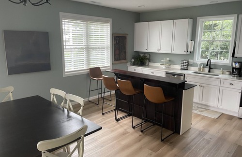Cedar Neck House | NEW 3 BR/2.5BTH near Bethany Beach/home on stilts, open floor plan/1st FL Master
