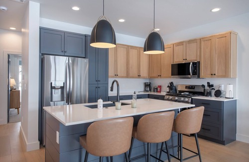 Crested Butte South House | NEW 3BR/3BA Townhome w/Mountain Views, Heated Garage with Walk to Brewery - CB2