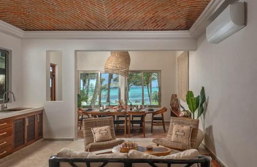 Soliman Bay Villa | New 3BR Private Beachfront Villa with Pool at Soliman