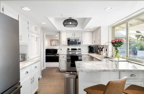 Paradise Valley Village House | NEW 4BR Heated Pool Putting Green Game Room