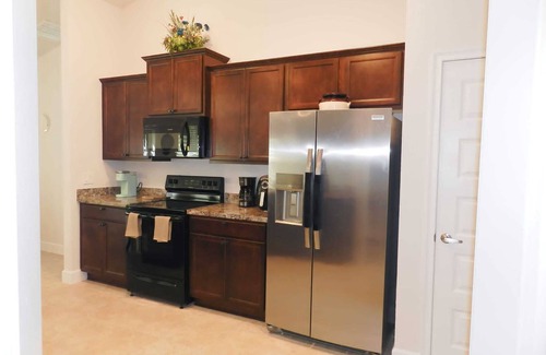 Ocala House | NEW 4BR Home! Wi-Fi, Garage Games & Convenient Drive to Downtown Ocala