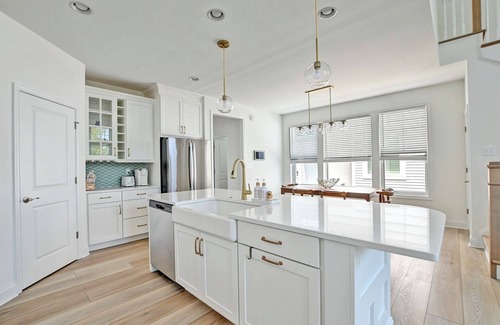 Cedar Neck House | New 5BD Home in Marlin's Chase! Sleeps 11 w/natural views, community pool!