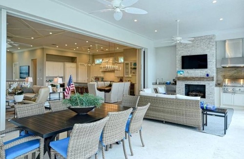 Bonita Springs House | NEW 7.5M LUXURY HIGH END WATERFRONT Home w/Amazing views! SHORT WALK TO BEACH