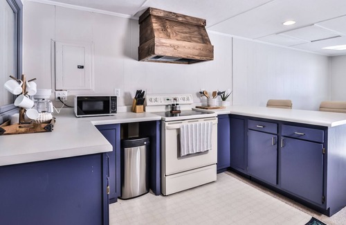 Hazelhurst Cabin | New! Adorable Cabin with Private Boat Launch on Wind Pudding Lake!