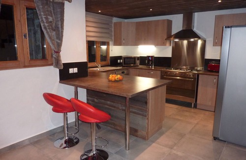 Champagny-en-Vanoise Apartment | New apartment 8 people in chalet in Champagny/La Plagne