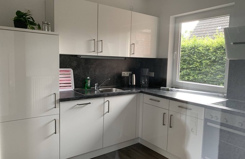 Greetsiel Apartment | New apartment 2 in a quiet location, near Greetsiel harbor