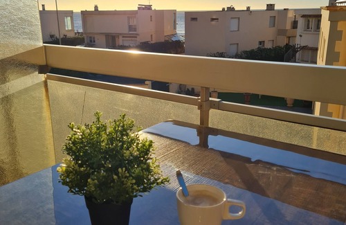 Valras-Plage Apartment | New apartment - air-conditioned 20m