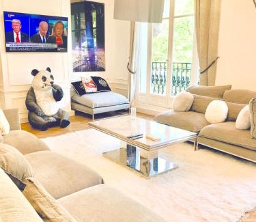 Passy Apartment | New! Apartment Luxury Passy-Kennedy in front of Eiffel Tower