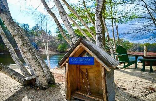 East Wakefield House | NEW Beautiful Lakefront Home! 500ft of Waterfront!