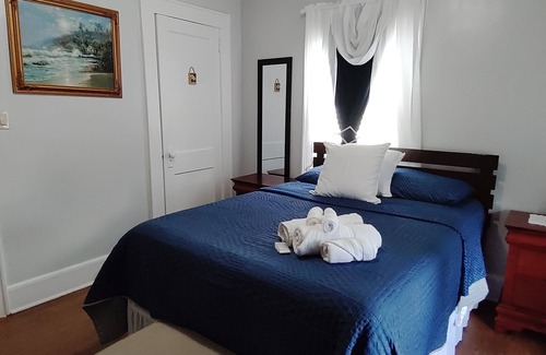 Roselle Bed & Breakfast | New Bedroom