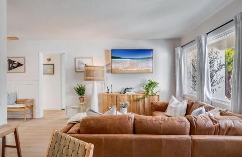 Crown Point House | NEW Boho-Beach House