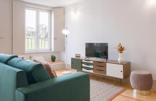 Centro / Baixa Apartment | NEW - Bright Studio in Santa Catarina