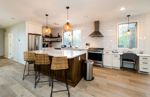 New Buffalo House | New Buffalo Beauty With Private Heated Pool!