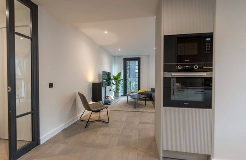 Wapping Apartment | New Build 3 Bed Apartment with AC, by London's Tower Bridge