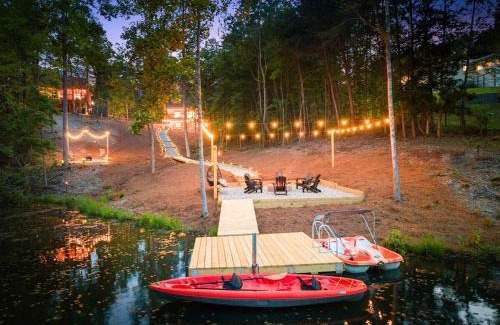 Cleveland Ski Chalet | New Build, Lake Fun, Near Helen
