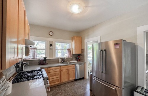 Central Berkeley House | NEW! Bungalow Home in Central Berkeley