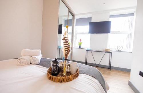 West Finchley Apartment | New Central London 2 Bed, 2 Bath