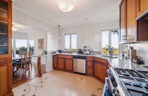 Shepherd Canyon House | NEW! Charming 1933 Ridge-Top Home with Stunning Views