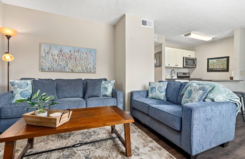 Auburn Apartment | NEW!Charming 2-bedroom apartment in Auburn close to Campus!