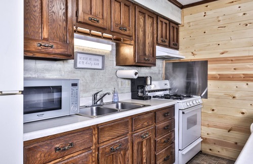 Watersmeet House | NEW! Charming cabin on Cisco Chain of Lakes