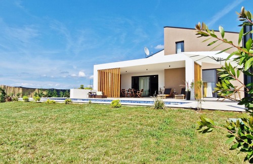 Sveti Petar u Sumi Villa | 🔅NEW!🔅 CHARMING VILLA WITH AMAZING SUNSET VIEW!Check in-check out any day!